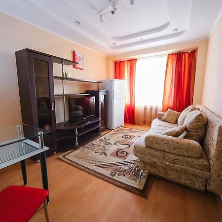 Sary Arka Hotel Pavlodar Exterior photo