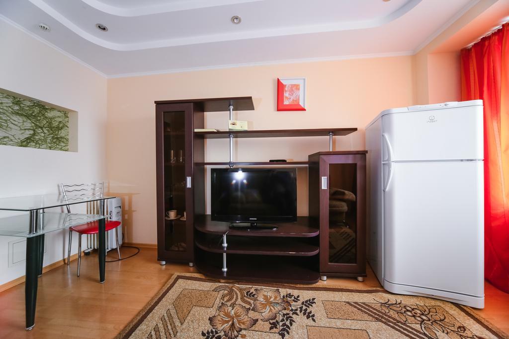 Sary Arka Hotel Pavlodar Exterior photo