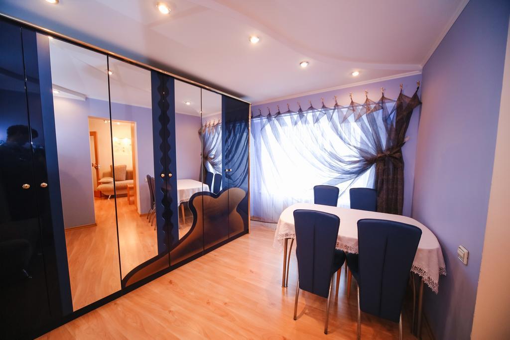 Sary Arka Hotel Pavlodar Exterior photo